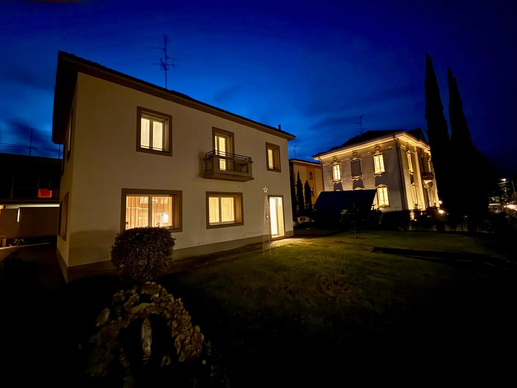 Villa Manzoni Meda Exterior foto